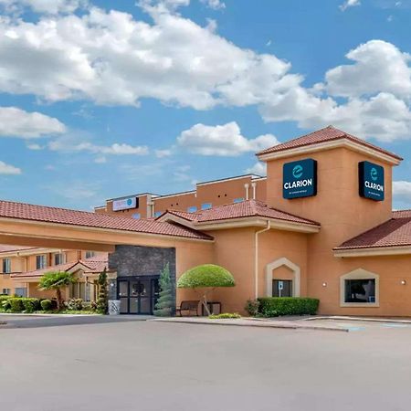 Clarion Inn & Suites Dfw North Irving Exterior foto