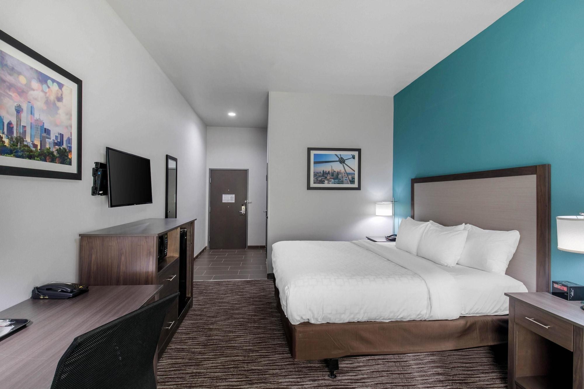 Clarion Inn & Suites Dfw North Irving Exterior foto
