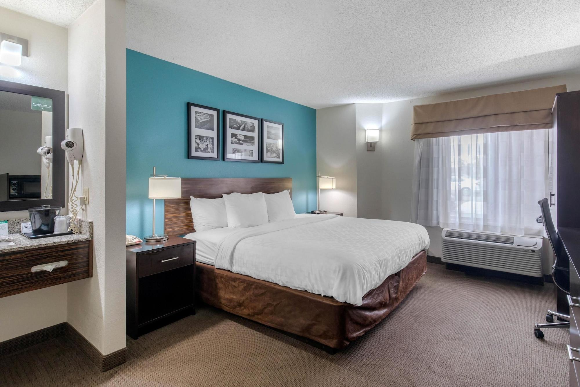 Clarion Inn & Suites Dfw North Irving Exterior foto